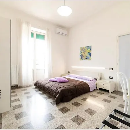 Sunshine Apartment *